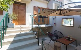 Holiday House Vida